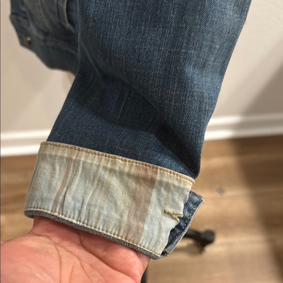 Stylish Denim Jacket with Plaid Collar - Picture 3 of 5